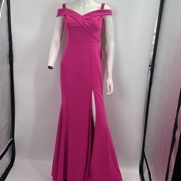 Like New Lulu’s hot pink off the shoulder maxi dress/ gown medium - Picture 1 of 11